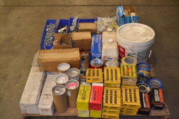 1 PALLET OF ASSORTED HARDWARE