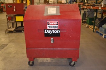 DAYTON PIANO STYLE TOOLBOX, LOCKED, NO KEY