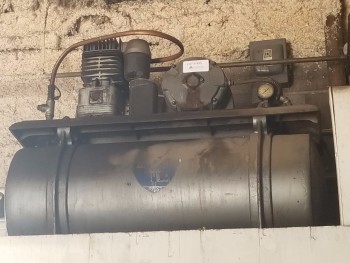 Clarion Piston Air Compressor