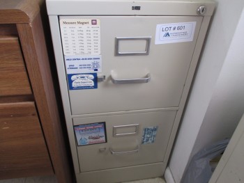 Hon 2 Drawer Locking Filing Cabinet