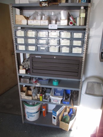 Shelve with all Thread Gages ( No other Contents)