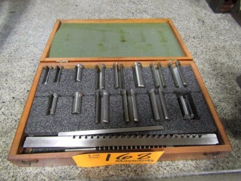 DuMont Collard Bushing Broach Set