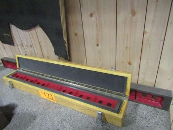 Suburban Tool (2) Straight Edges