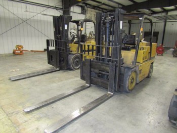 CAT T150D Fork Lift