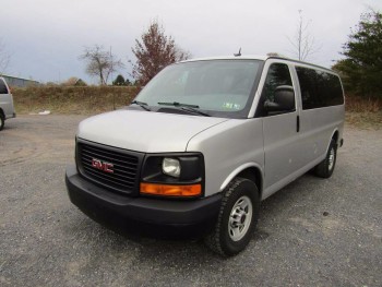 2012 GMC Savana Cargo Van
