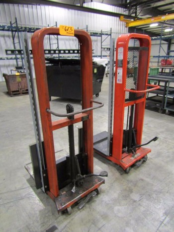 Presto (2) Hydraulic Material Lifts