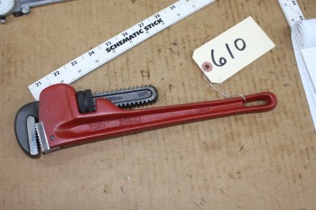 Pipe Wrench