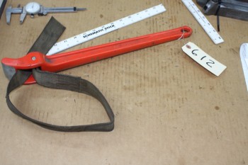 Strap Wrench