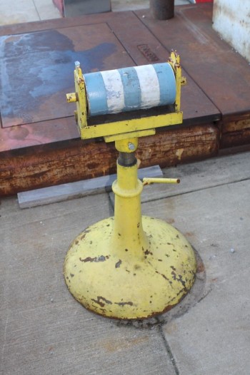 Roller Stand