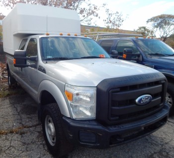 FORD (2011) F350 XL/FX4 CREW CAB PICKUP TRUCK