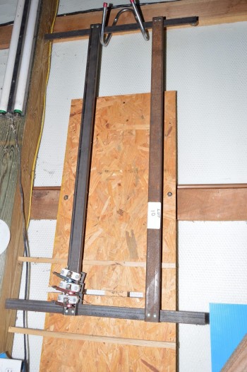 Glass Cutter with Guide