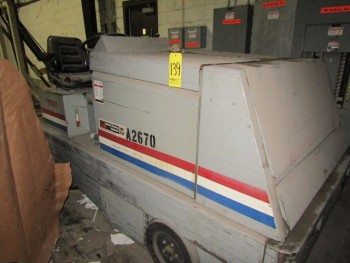 Industrial Cleaning Equipment Floor Sweeper M#7700 LP