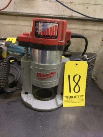 Milwaukee Router