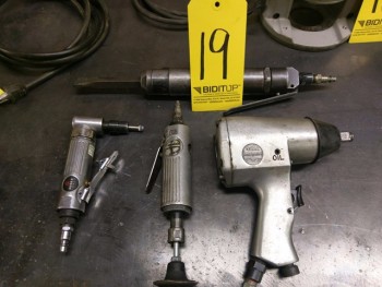 Lot Air Tools (1) Impact, (1) Chipper, (2)Grinders