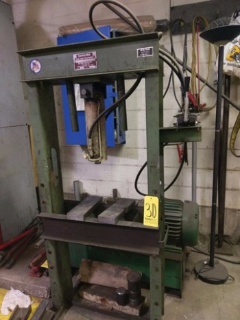 Carolina CP100 30T H-Frame Press W/Hydraulic Unit