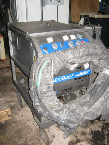 ALPHEUS COLD JET DRY ICE BLASTING MACHINE