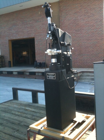 TUKON MICRO HARDNESS TESTER
