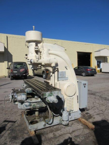KEARNEY & TRECKER VERTICAL MILL