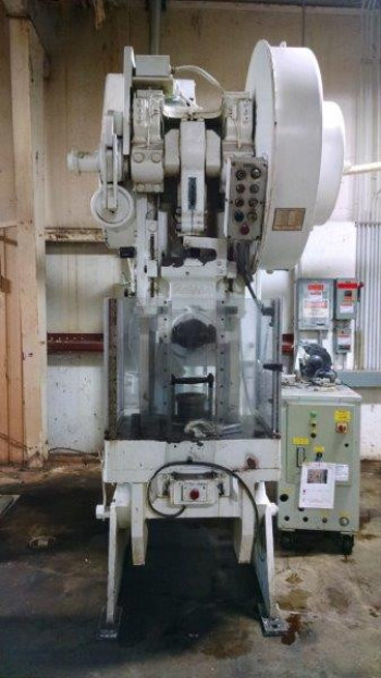 NIAGARA BACK GEARED 60 TON OBI PRESS