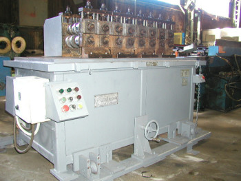 CONTOUR ROLL COMPANY 8 STAND ROLLFORMER