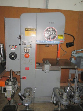 DoALL 2013-20 VERTICAL BAND SAW LIKE NEW!