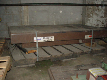 AUTOQUIP LIFT TABLE
