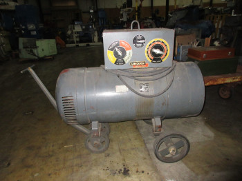 LINCOLN ARC WELDER SAE 300
