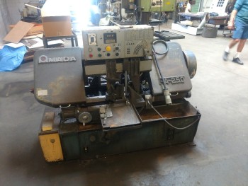 Amada HA-250 Horizontal Band Saw
