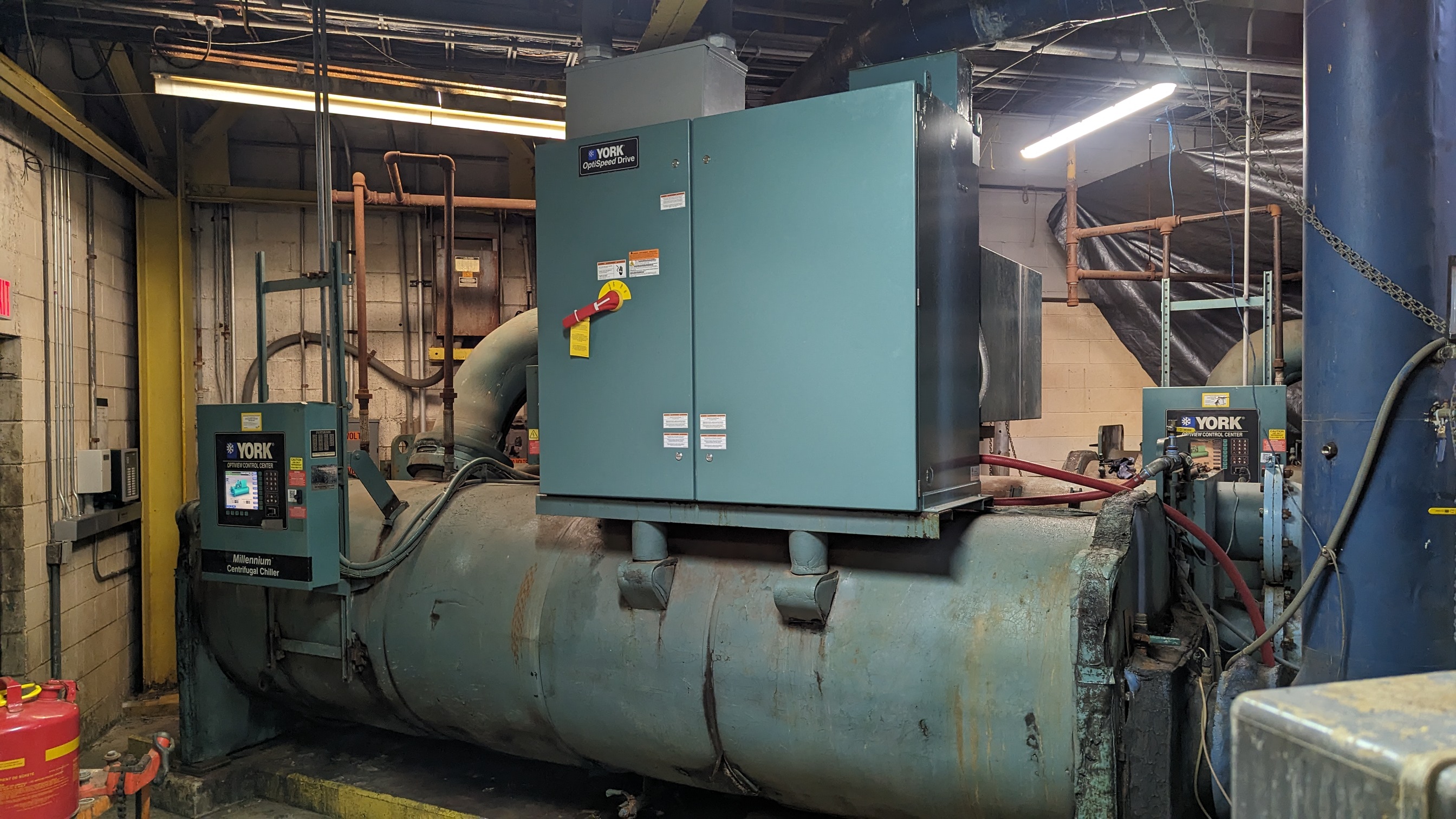 York YK GB FD 117 800 Ton Centrifugal Chiller