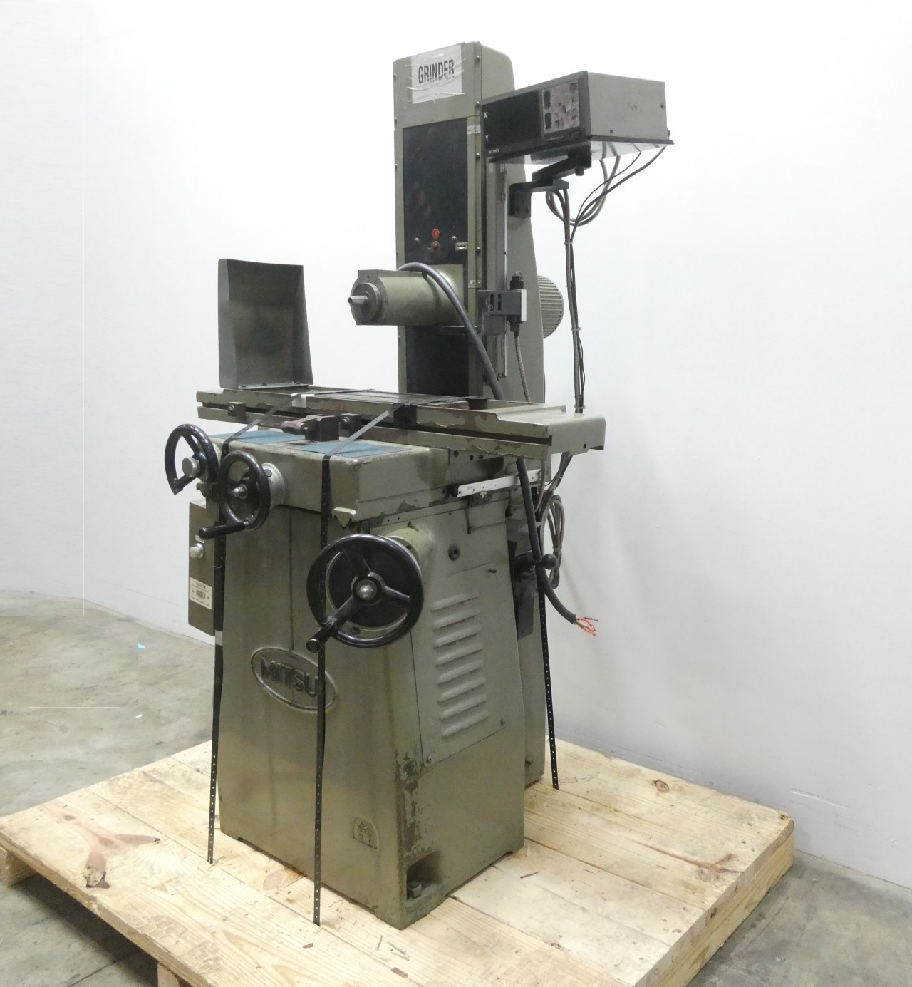 MITSUI MSG200MH SURFACE GRINDER