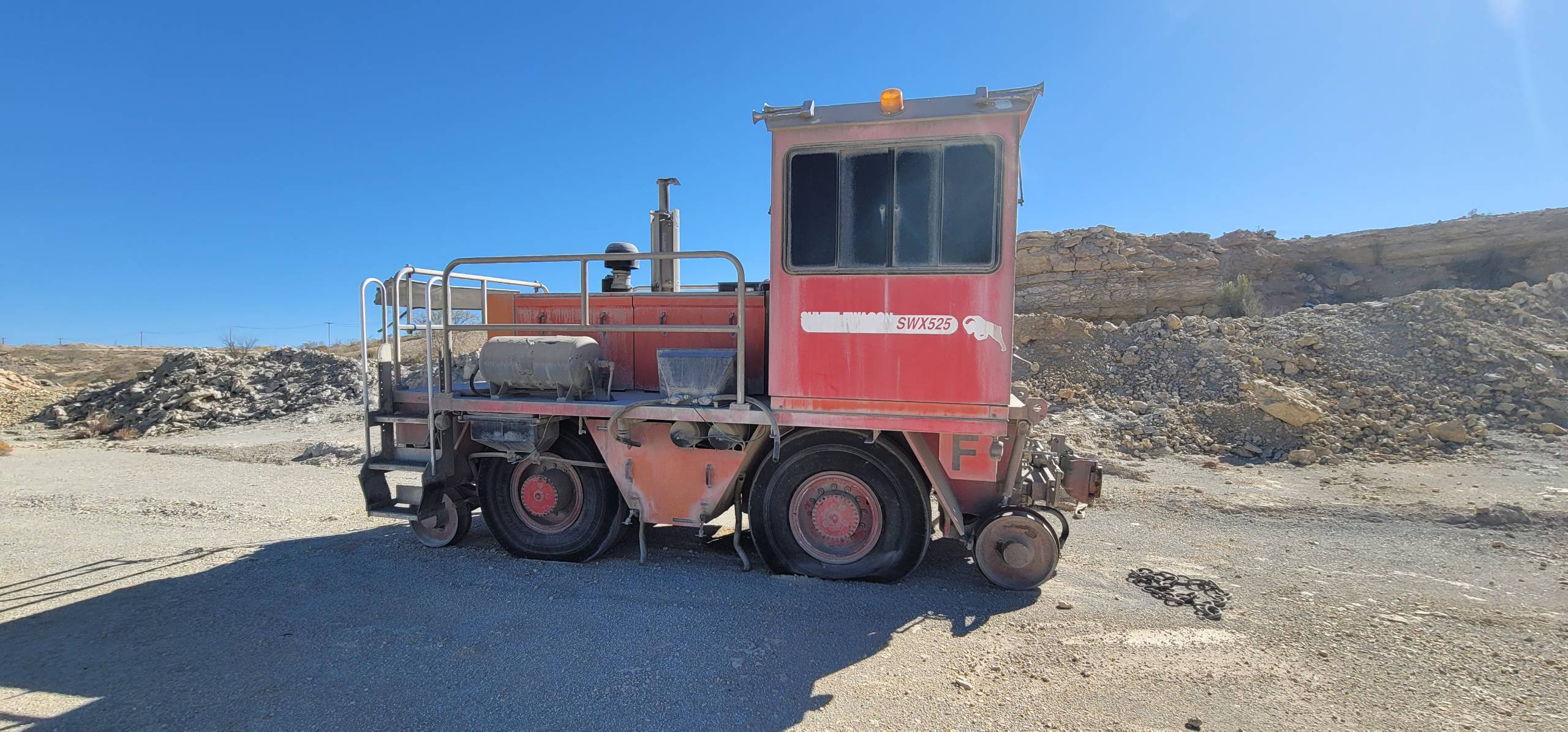 Shuttlewagon Rpvhd SHUTTLEWAGON SWX525 RAILCAR MOVER For Sale | Aucto
