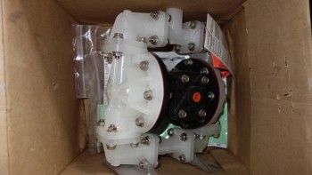 NEW WARREN RUPP S05B2P2TPNS100 SANPIPER DIAPHRAGM PUMP