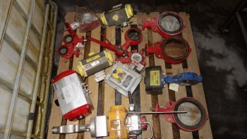 1 PALLET OF ASSORTED BUTTERY VALVES, ACTUATORS, KEYSTONE, BRAY COMPAQTORQUE