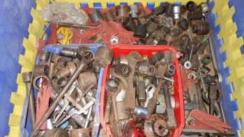 1 PALLET OF ASSORTED WRENCH HEX SOCKETS. PROTO, SNAP ON, GRAY