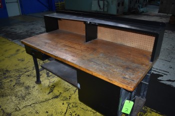 Metal Work Bench 32\