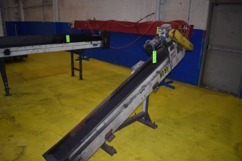 Hytrol Incline Conveyor w/ 100\