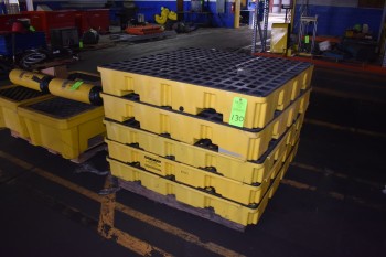 Lot of (5) Eagle Low Profile Containment Pallet Spill Tanks (plastic)