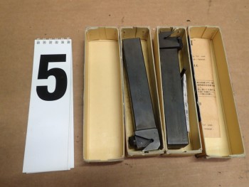 2 Pcs NOS Sumitomo GCR-2525-C Indexable Carbide Lathe Grooving Holder GCR2525-C
