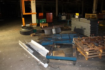 2 modines, turntable, misc. steel
