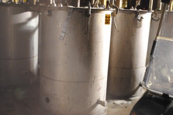 Binks Stainless Steel Mix Tank