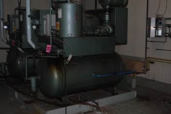 Cochrane Compressor, W.P. 150, Temp: 450F, Heads: 2, Head Radius: E