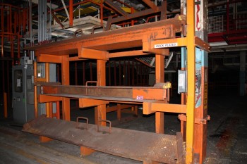 3 dock plates with rack