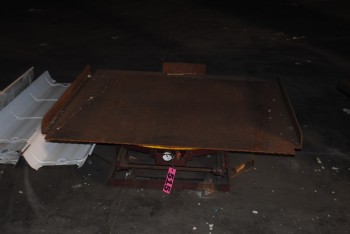 Equalizer Turntable