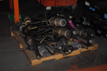 Graco Mohawk Series Pogo Pumps Qty 17