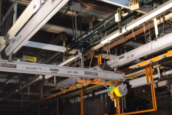 Knight Overhead Freewheeling Crane