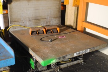 Knight Lift and Tilt Table