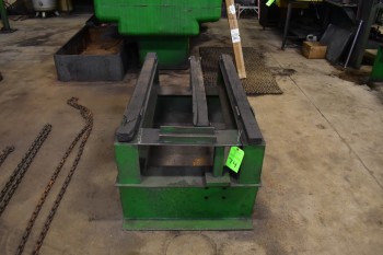 Heavy duty Steel I-Beam Table, 51'x 29'x 24