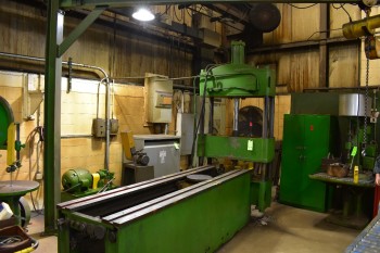 60 ton Aprox. 4 post Hydraulic straightening press
