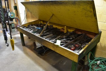 Boring Mill Tooling w/ Box