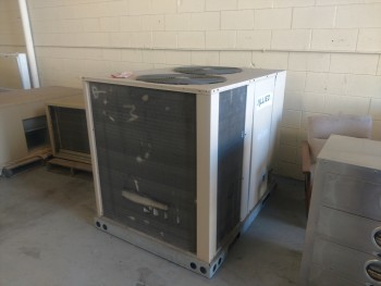 Allied Commercial A/C Unit, Model 45 W 3/ S/N 5609J01130